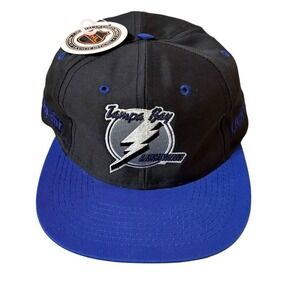 Logo 7 Tampa Bay Lightning Snapback Hat One Size Black Blue NHL Hockey